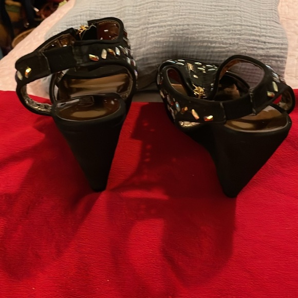 CARLOS SANTANA BLACK high Wedge zipper- sequins sandals- NWOT 7.5 - Picture 8 of 9